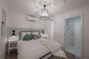 'Cottage on Coonewarra' in Quinns Rocks. - Image 4