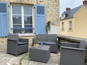 The Blue House - Image 3