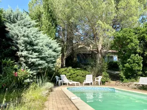 Studio Apartment in Retro Provençal Home with Pool - Image 4