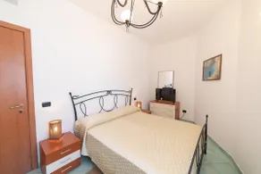 Apartment Marte with Sea View and Pool - Image 5