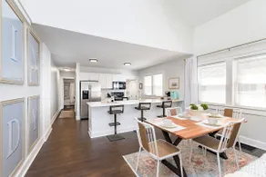 Spacious Retreat. 5 min. to Downtown Indy! - Image 4