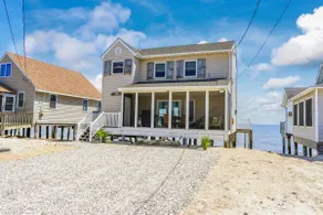 Bright and beautiful home on the Delaware Bay - Image 5