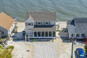 Bright and beautiful home on the Delaware Bay - Image 3