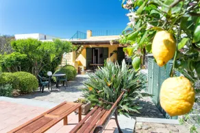 ”I Girasoli” Holiday Home - Girasole Studio Apartment - Image 5