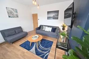 The Coffee Pot Cottage in Town Centre FREE Parking - Image 4