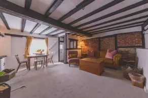 Cottage Near Peppa Pig World and New Forest - Image 2
