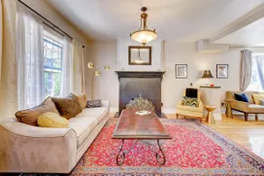 Victorian Retreat w/ City Skyline Views+Parking - Image 2