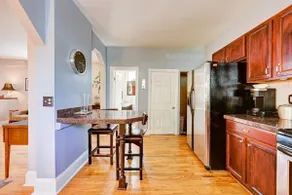 Victorian Retreat w/ City Skyline Views+Parking - Image 4