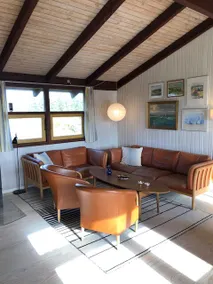 The beach house is 250 meters from the North Sea. - Image 4