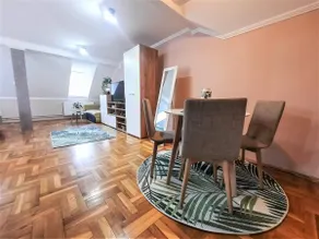 Garden Apartment - Image 3