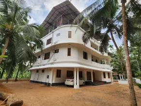 River Valley Residence - Image 2
