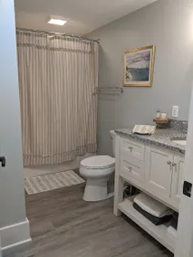 Private 1 Bedroom living with fireplace - Image 3