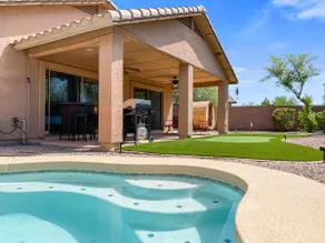 Western vibe 3 BR home with heated pool and sauna - Image 4
