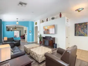 Western vibe 3 BR home with heated pool and sauna - Image 2