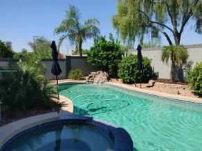 Single story 4 bedroom home WITH POOL to enjoy! - Image 3