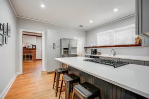 Matador Manor - 5 bed/5bath, walkable to TTU - Image 5