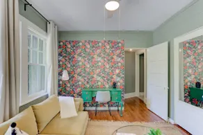 Cheerful and Chic Upper Unit Close to Everything! - Image 5