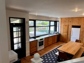 The Urban Cottage on Earl - Image 4