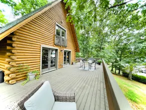 Lakefront Cabin - Lookout Lodge - on Lake Norman - Image 4