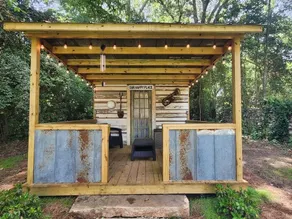 The Little Pink House - Image 5