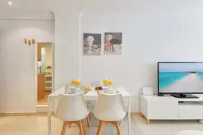 Alice's home delight - Image 5