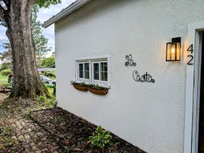 The Little House - Image 4