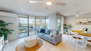 Hampton Beachside Apartment - Image 3