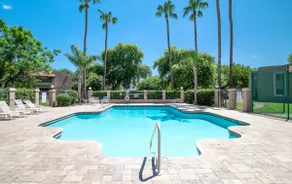 The Lily Pad | King Bed | Heated Pool & Tennis - Image 5