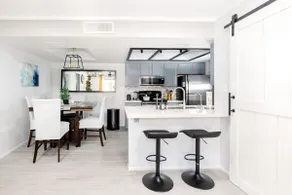 The Lily Pad | King Bed | Heated Pool & Tennis - Image 3