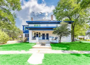 Unique Spacious- 2/1 Historical Temple Min. to BSW - Image 5