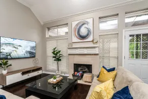 Cozy Home/Family with patio & grill - Image 3