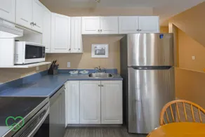 3 Story Riverside Townhome - Image 4