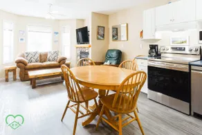 3 Story Riverside Townhome - Image 3