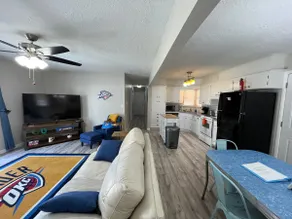 Thunder Up! OU close, 4TVs, fire pit, unique decor - Image 3