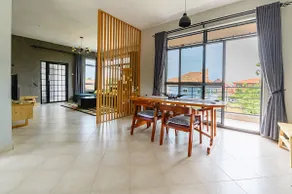 3 Bedroom Penthouse Near Airport - Image 5