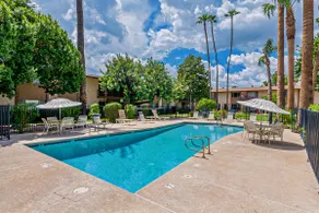 Walk to Old Town | Poolside | King Bed | Pristine - Image 4