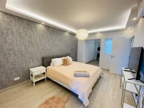 Ana Seafront Haven Apartment - Image 2