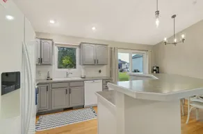 Peaceful 5 Bedroom Home - Image 4