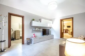 Etna Sunshine Apartments - Image 3
