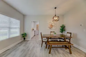 Deja Blue by Heartwood | 10 Mins to Downtown - Image 4