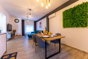 Deluxe Apartment 1 with terrace - Image 3