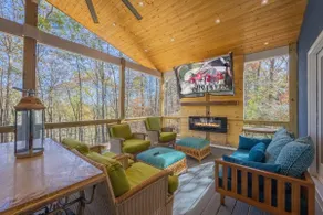 KING Beds HotTub GameRoom Theater Golf River byUGA - Image 5