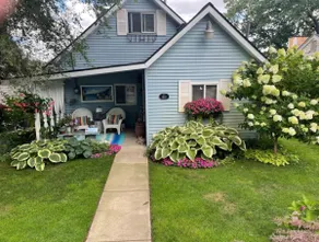 Chic Lakefront Cabin w/ Fenced Yard - Ann Arbor - Image 2