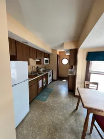 Apartment on Pretty Lake - Image 5