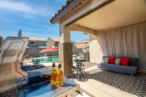 Cute & Cozy 3-bedroom with Pool - Image 2