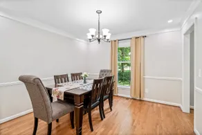 Beautiful Home Walking Distance to Elon University - Image 4