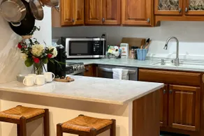 Washington Family Historic Property~Lower Studio - Image 3