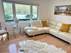 Rideau River / Kingsview Park / Tudor Style House - Image 3