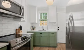 Cottage Row: Gardiner - Image 3