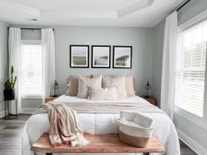 King Bed | Fire Pit & Game Room | 10 Min to Beach - Image 5